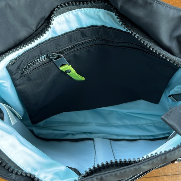 Baggallini Black Nylon Crossbody Bag - Picture 9 of 12